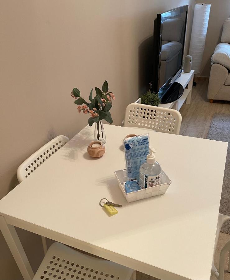 Apartamento Deluxe เบนัลมาเดนา ภายนอก รูปภาพ