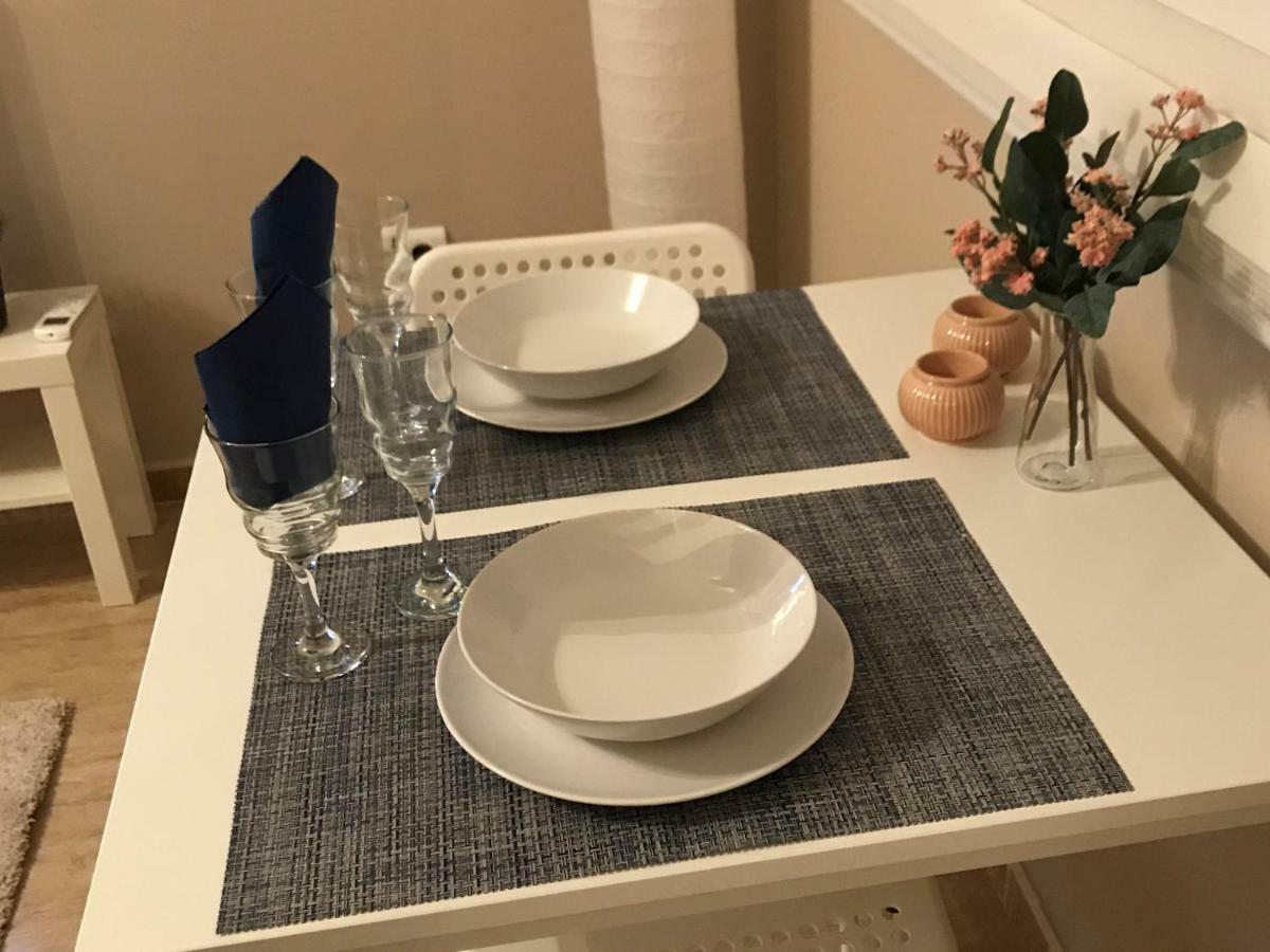 Apartamento Deluxe เบนัลมาเดนา ภายนอก รูปภาพ